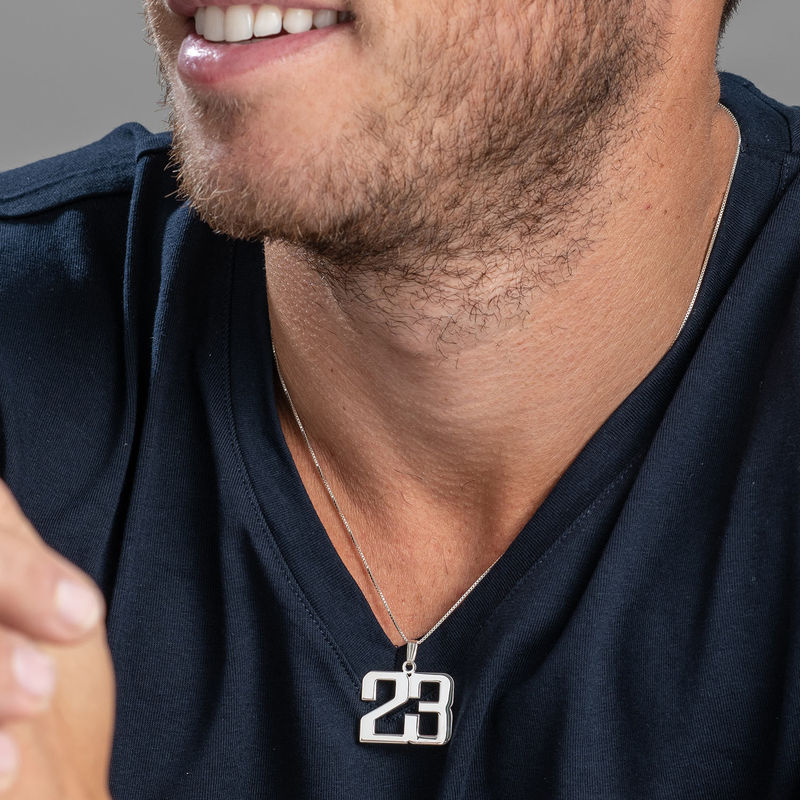 MyNameNecklace ステンレススチールIDメンズパーソナライズブラウンレザーブレスレット MyNameNecklace 並行輸入品